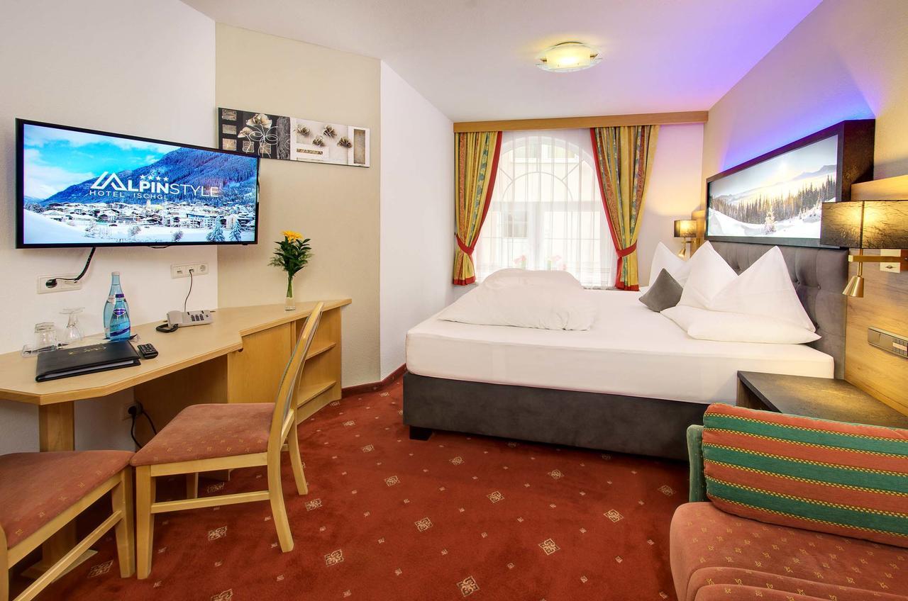 Alpinstyle Hotel 이스크글 외부 사진